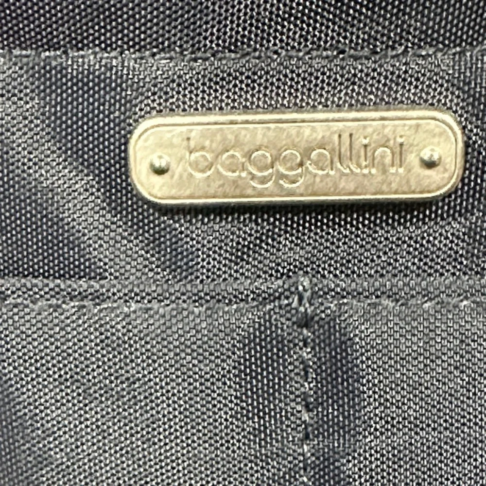 Baggallini Midnight Blue Crossbody Bag - Picture 2 of 11